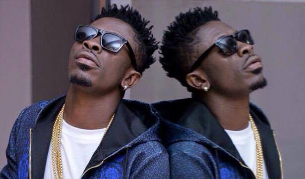 Bulldog doesn't Work like a Manager  - Shatta Wale