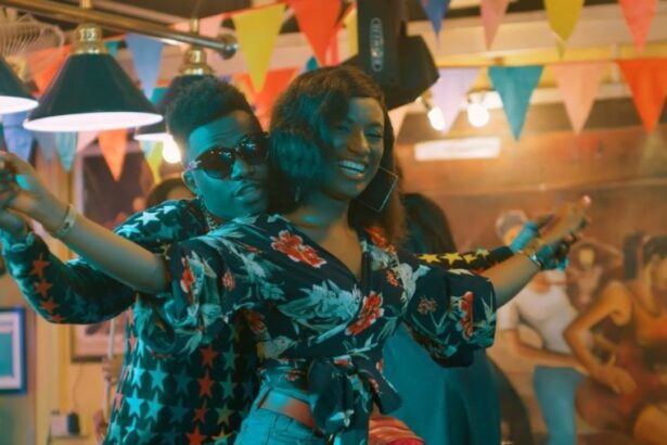 Rayvanny Ft Mayorkun - GimiDat (Official Music Video)