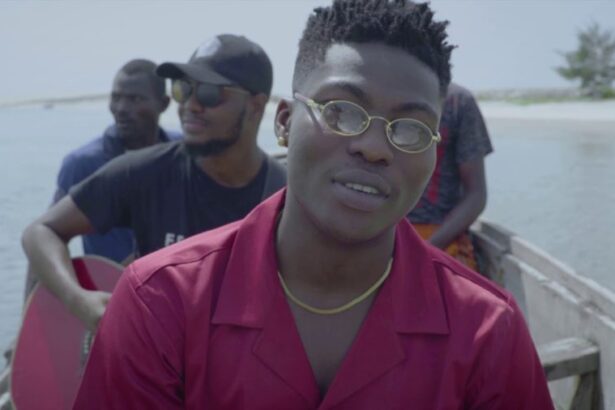 Reekado Banks - Rora (Acoustic Version)