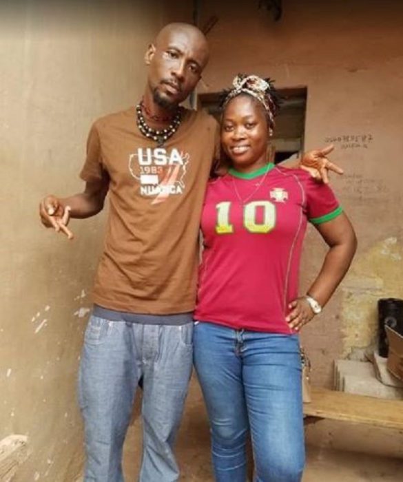 Hiplife musician Okomfo Kwadee's new photo pops up, leaves many in shock