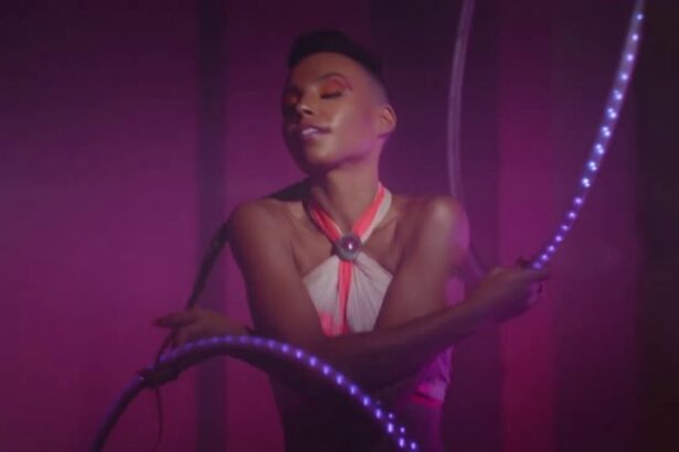 Kwesi Arthur - Turn On The Light (Official Video)