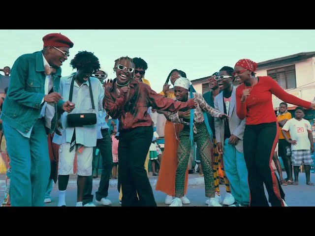 Juls x Twitch 4 Eva & Quamina MP - Mmayewa (Official Dance Video)